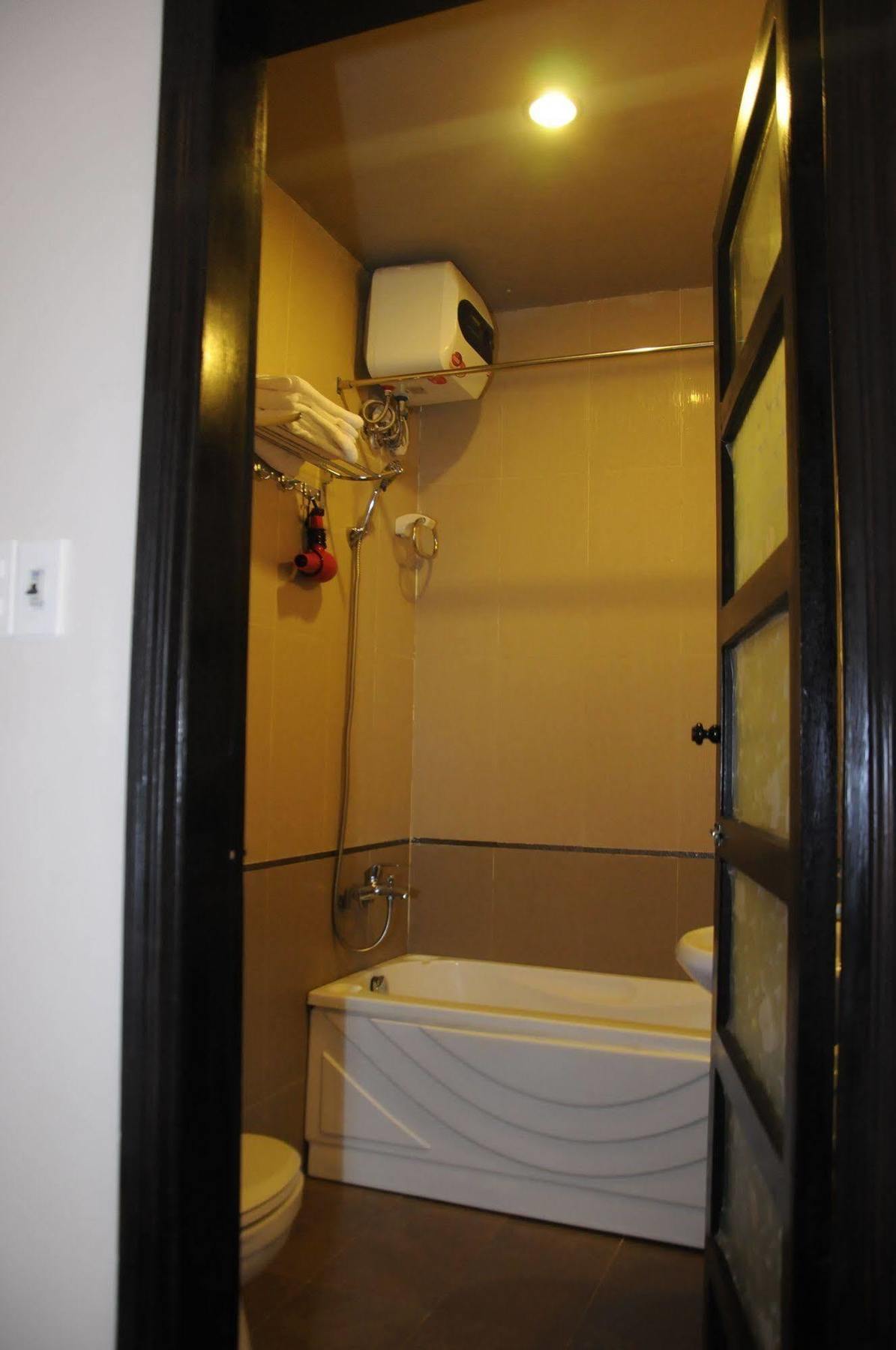 Hue Nino Hotel Zewnętrze zdjęcie