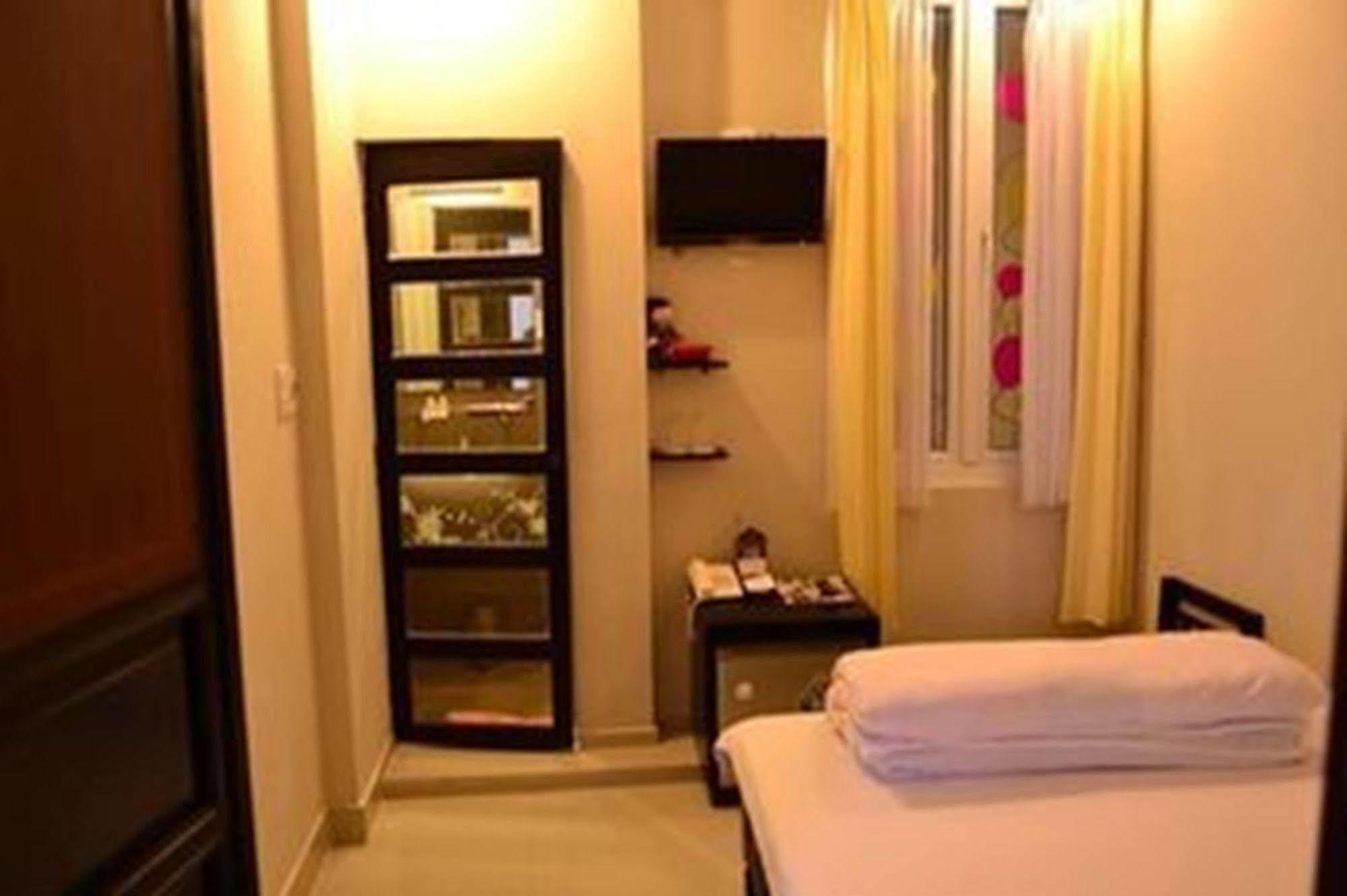 Hue Nino Hotel Zewnętrze zdjęcie